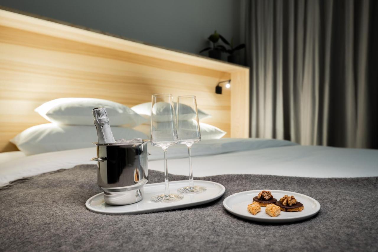 Otto Hotel & Sun Pavilosta Ngoại thất bức ảnh