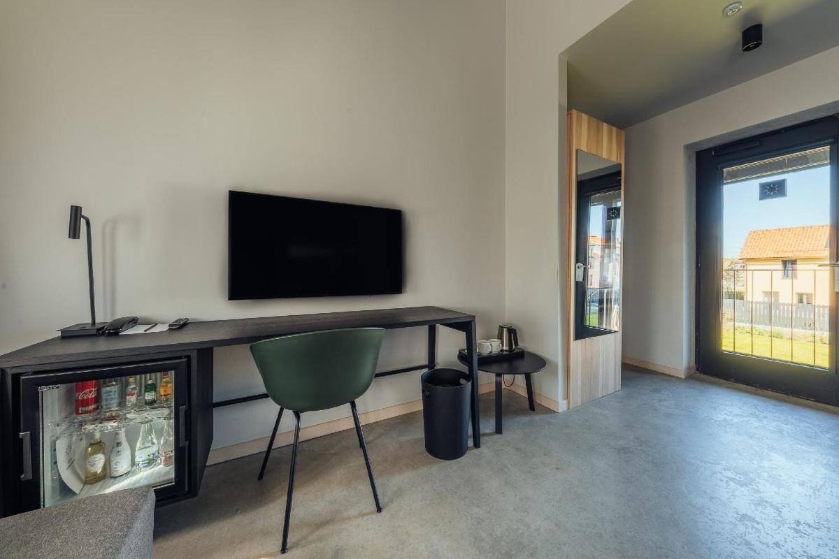 Otto Hotel & Sun Pavilosta Ngoại thất bức ảnh