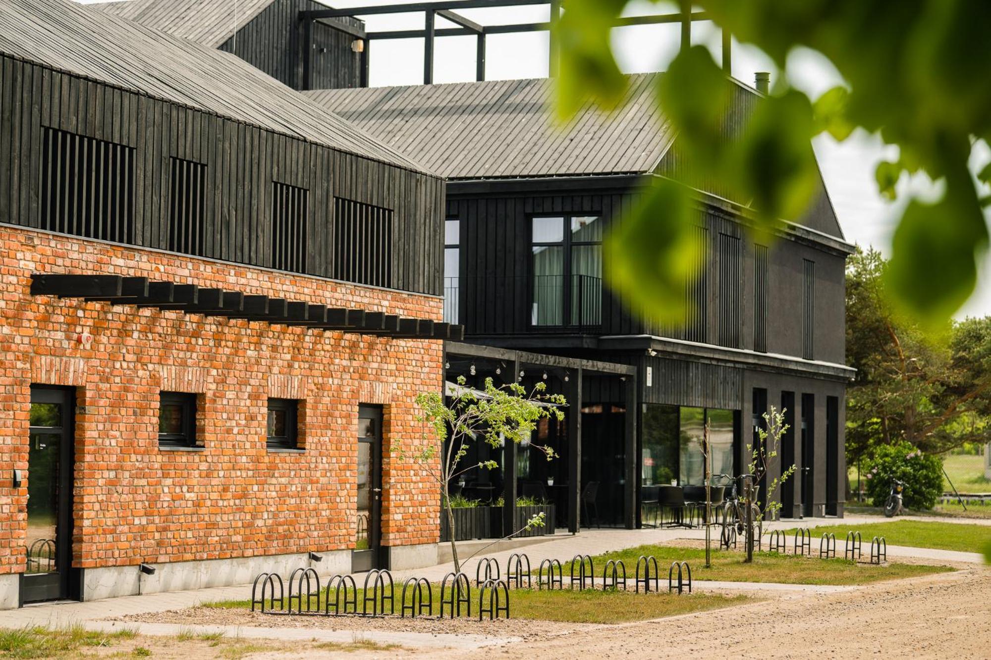 Otto Hotel & Sun Pavilosta Ngoại thất bức ảnh